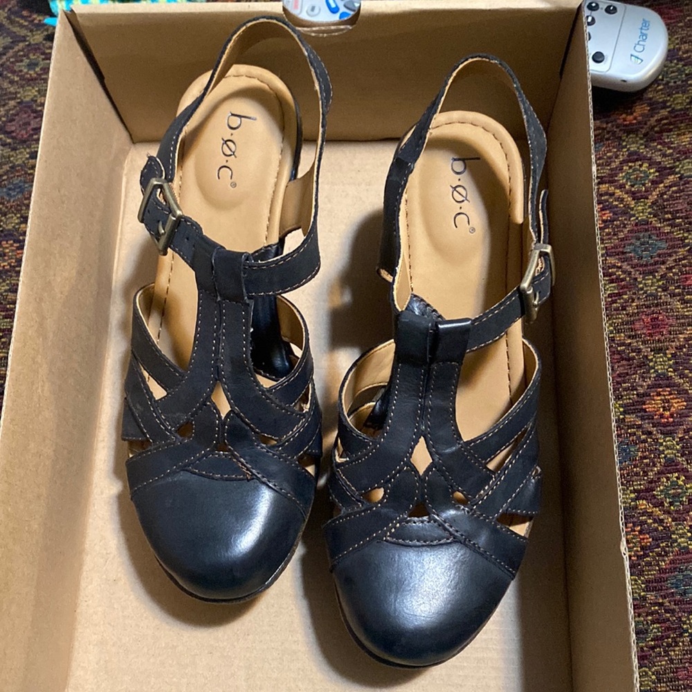 b.o.c Womens Leather Heels